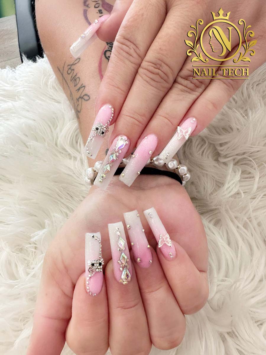 Nail Tech